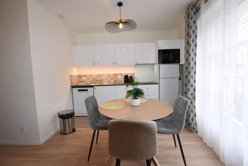 Le Luca, Hyper Centre, Type 2, 4 Personnes Apartment Rennes Bagian luar foto